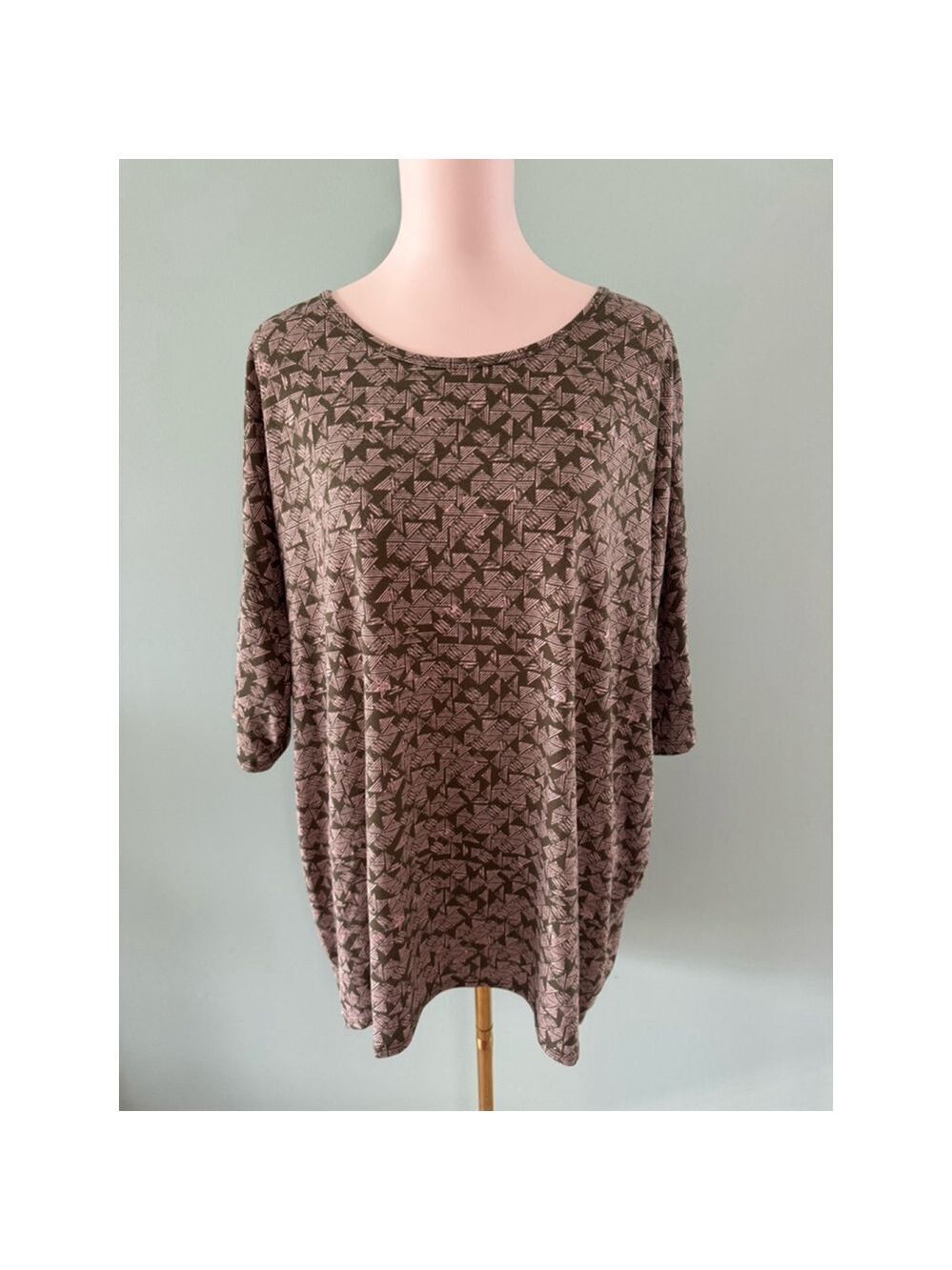 Women's LuLaRoe Irma Tunic Top Size 2XL Olive Green & Pink